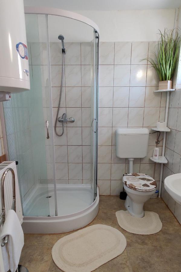 Katalin Apartmanhaz Mişcolţ Exterior foto