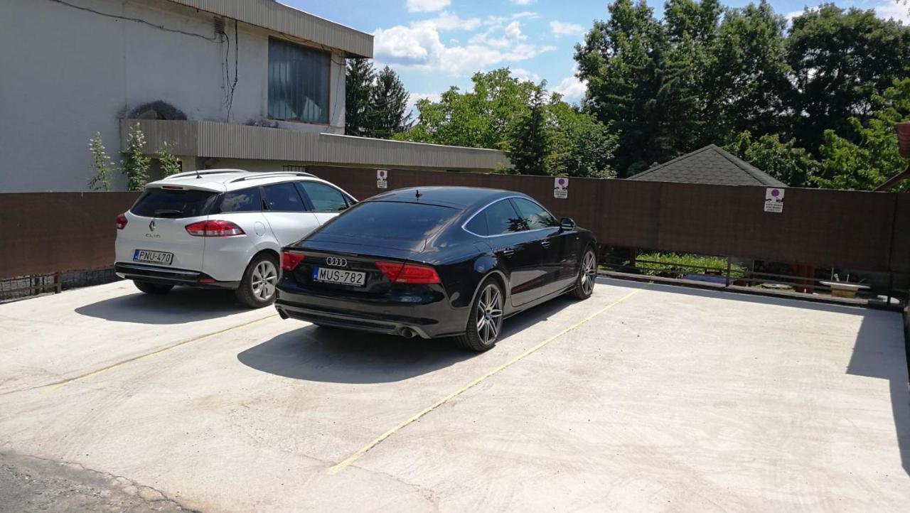Katalin Apartmanhaz Mişcolţ Exterior foto